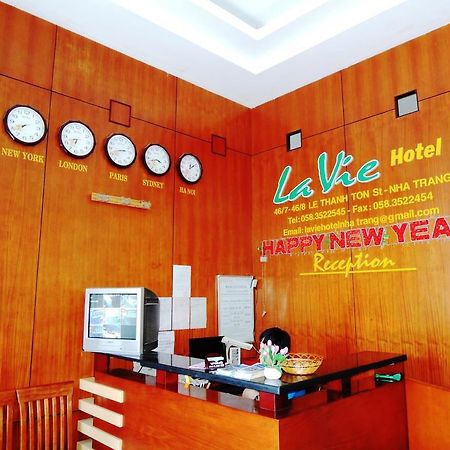 Lavie Hotel Nha Trang Exterior photo
